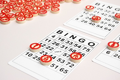 Bingo Ticket with Wooden Markers