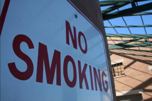 no smoking street sign screenshot